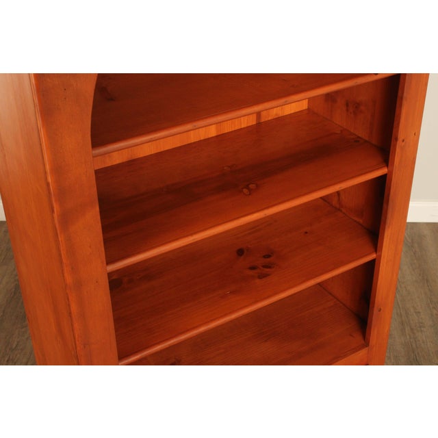 Early 21st Century Southern Craftsmen's Guild Quality Pine Bookcase