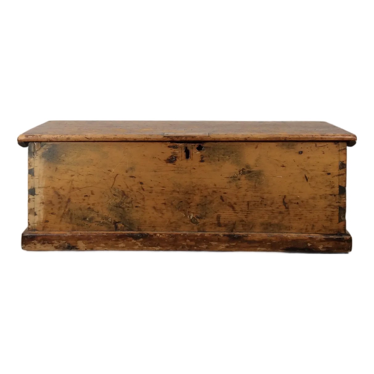 Antique Primitive Trunk With Stunning Dovetailed Joinery | Chairish