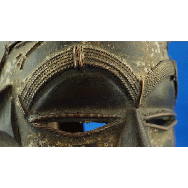 Antique African Ethnic Tribal Mask in Wenge Wood and Copper, 1890s For Sale - Image 16 of 18