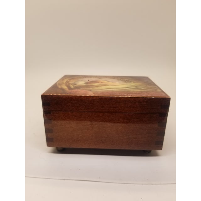 Vintage 80s American Music Box Company’s Musical Memories With Swiss