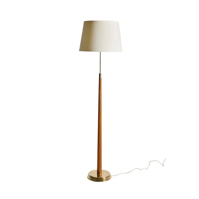 Mid-Century Modern Floor Lamp in Wood and Brass by Hans Bergström for Asea, 1940s For Sale - Image 3 of 7