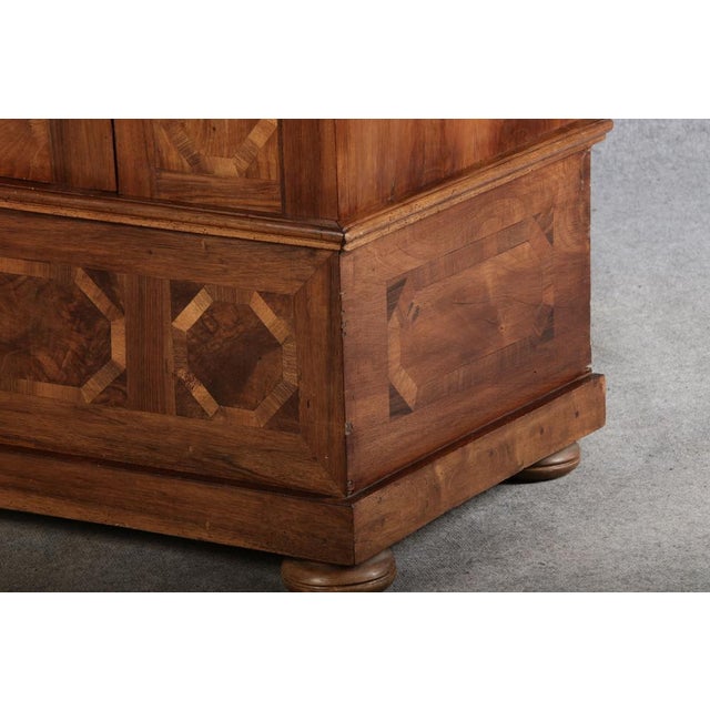 Antique Baroque Cabinet in Walnut with Iron Lock, 1760 For Sale - Image 10 of 18