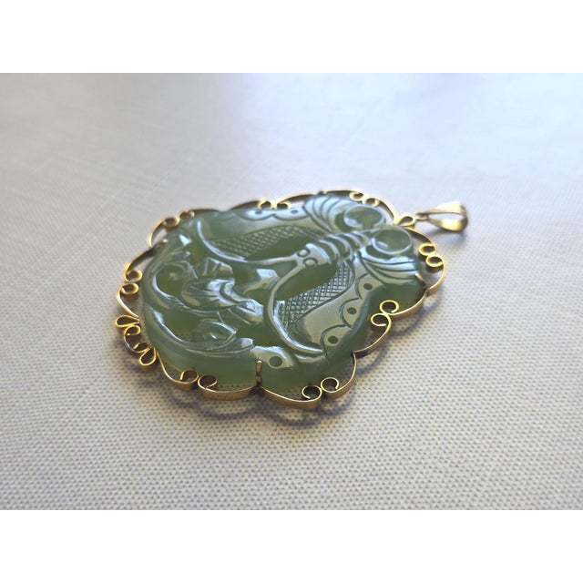 Chinese 19th Century Gia Certified, Vintage Chinese Serpentine Butterfly Gold Pendant For Sale - Image 3 of 7