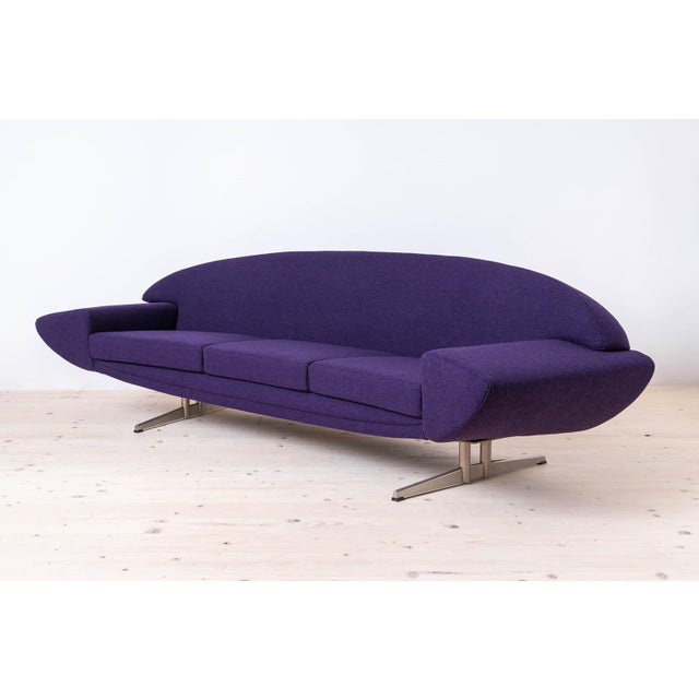 Mid-Century Modern Capri Sofa attributed to Johannes Andersen for Ab Trensums Fåtöljfabrik, 1950s For Sale - Image 3 of 13