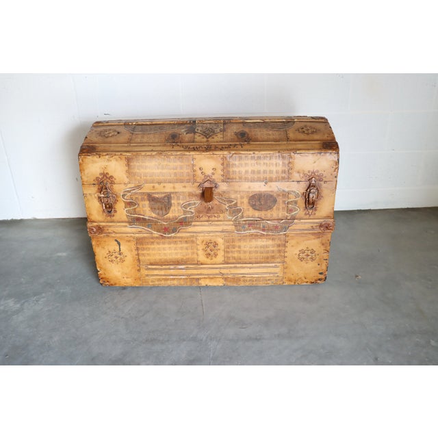 1960s Paint Decorated Steamer Trunk For Sale - Image 12 of 12