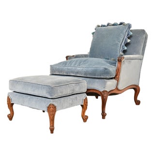 Baker Furniture Style French Provincial Louis XV Carved Walnut Velvet Upholstered Lounge Chair and Ottoman | Circa 1960s For Sale