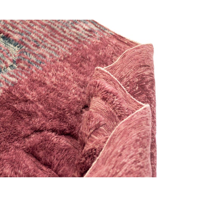 Oversize Ombre Conor-Block Hand-Knotted Moroccan Wool Rug | 13'4" X 10'1" | One of a Kind For Sale - Image 9 of 10