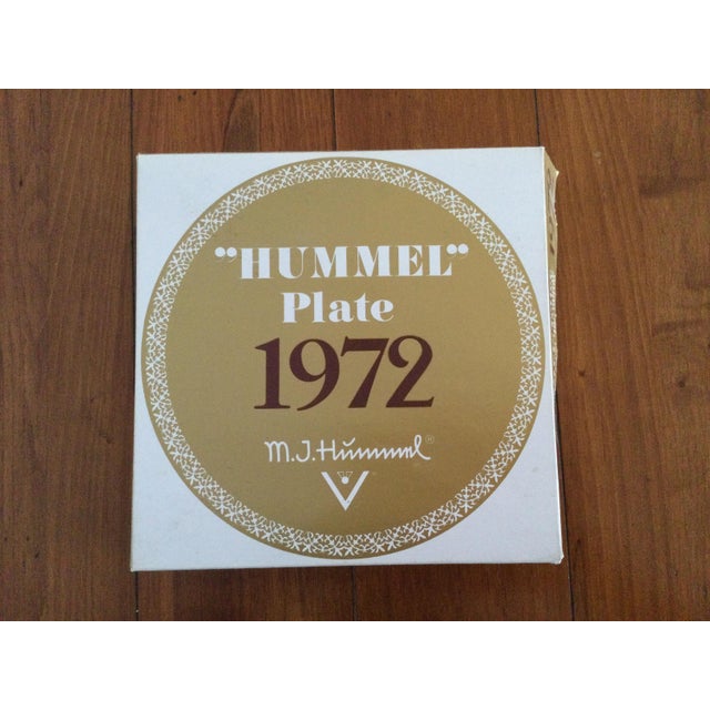 Traditional 1972 Hummel Second Annual Collector Plate For Sale - Image 3 of 4