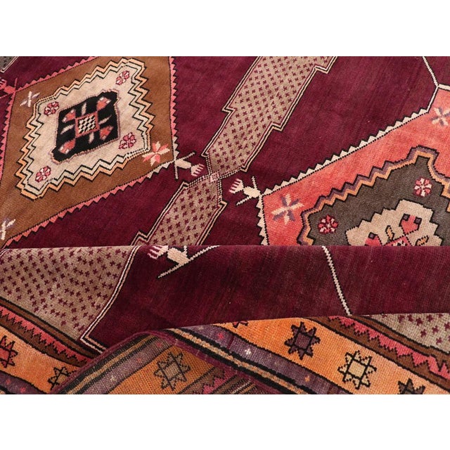 Galerie Shabab Collection Mid-20th Century Handmade Turkish Tribal Long & Narrow Room Size Carpet For Sale In New York - Image 6 of 7