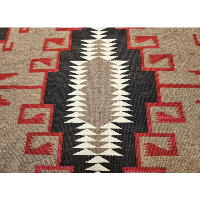 Vintage Native American Navajo Rug, Handwoven Wool, Medallion Pattern, 2x4 For Sale - Image 9 of 12