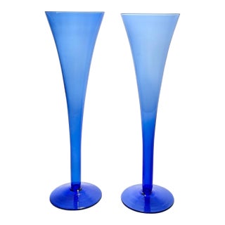 1970s Vintage Hollow Stem Cobalt Blow Fluted Champagne Glasses - a Pair For Sale