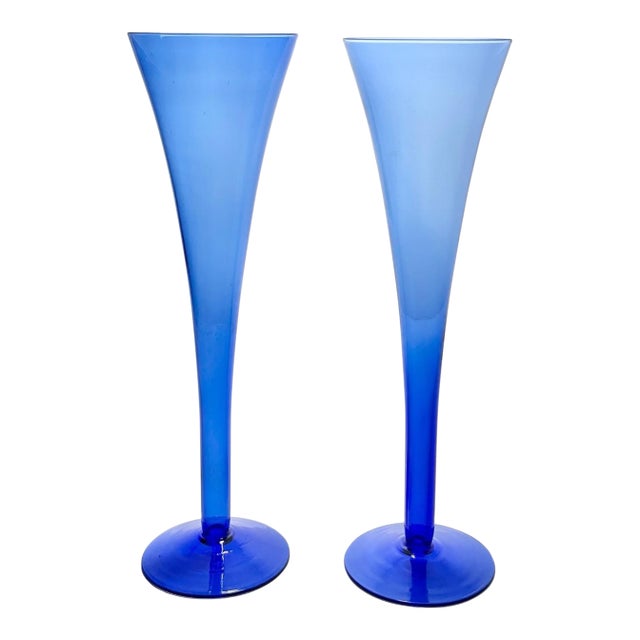 1970s Vintage Hollow Stem Cobalt Blow Fluted Champagne Glasses - a Pair For Sale