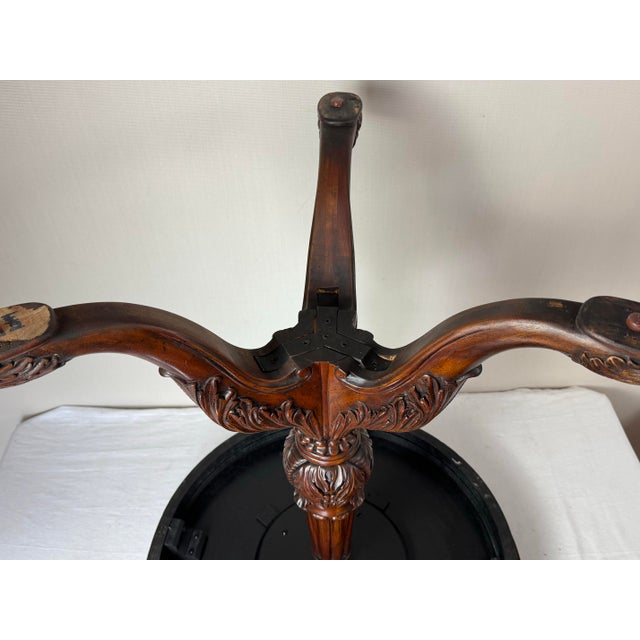 Vintage Maitland-Smith Round Pedestal Mahogany Inlaid Table. For Sale In San Diego - Image 6 of 12