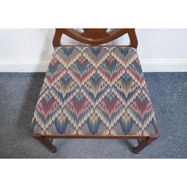 Brown High End Vintage Solid Mahogany Traditional Duncan Phyfe / Hepplewhite Style Shield Back Dining Side Chair For Sale - Image 8 of 9
