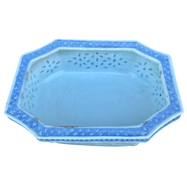 This elegant 19th century Chinese porcelain planter showcases the classic “rice grain” pattern, a technique where tiny...