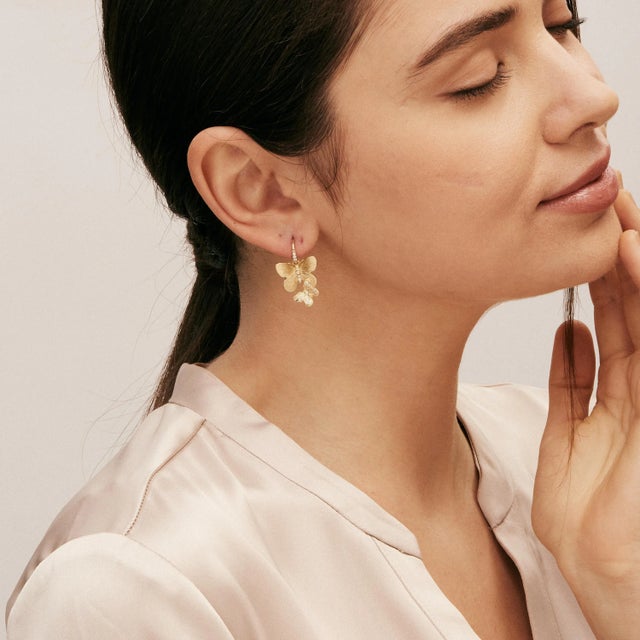 Contemporary Syna Yellow Gold Butterfly Earrings with Diamonds, a Pair For Sale - Image 3 of 5