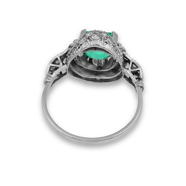 1930s Art Deco 1.50 Carat Emerald Diamond Platinum Ring, Size 7.75 For Sale In Los Angeles - Image 6 of 6