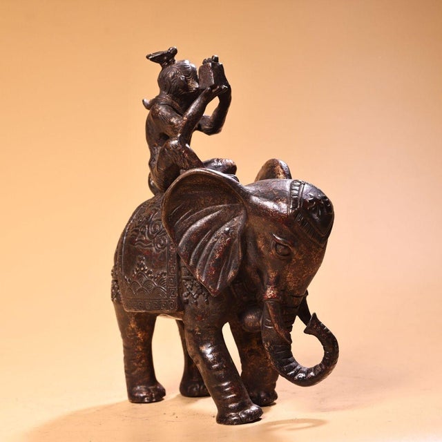Antique Chinese Solid Copper "Feng Hou Bai Xiang" Monkey on Elephant Figurine - Auspicious Scholar Official Symbol, Heavy Bronze Sculpture For Sale - Image 4 of 9