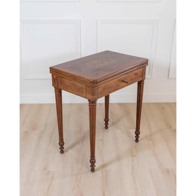Brown Charles X 1820 maple and mahogany inlaid game table For Sale - Image 8 of 10