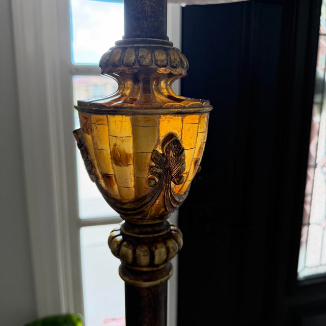 Brass 1980s Hollywood Regency Berman Gilded Floor Lamp With Amber Mosaic Glass Urn For Sale - Image 8 of 11