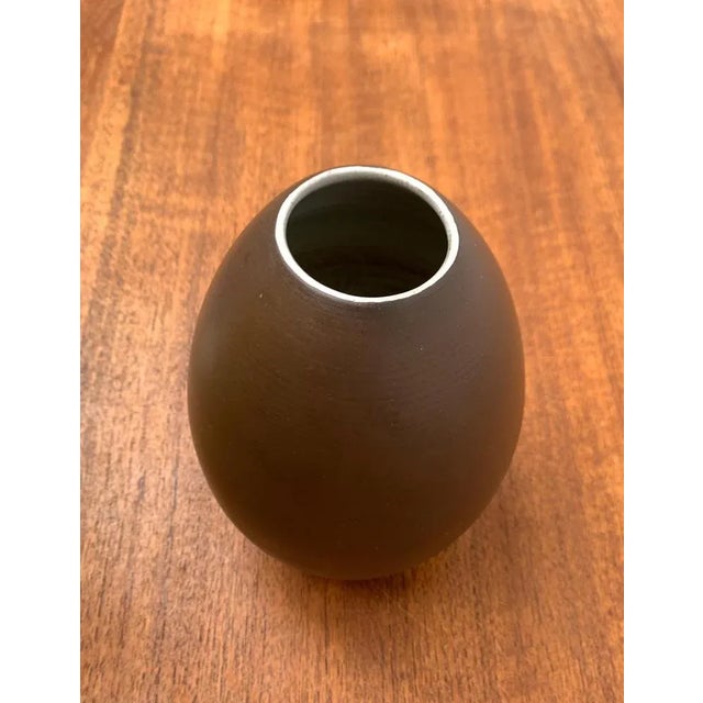 Brown Mid-Century Minimalist Vase from Kastl For Sale - Image 8 of 13