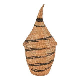 Early 20th Century Tutsi Tight Weave Basket with Lid Rwanda For Sale