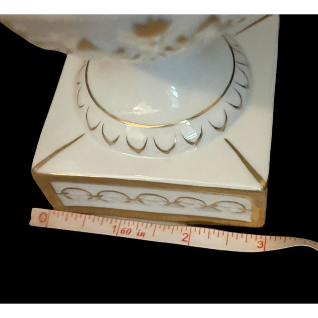 Early 19th Century Early 19th Century White Porcelain and Gold Hilt Hand Painted Capodimonte Along With Matching Trinket Box - 3 Piece Set For Sale - Image 5 of 11