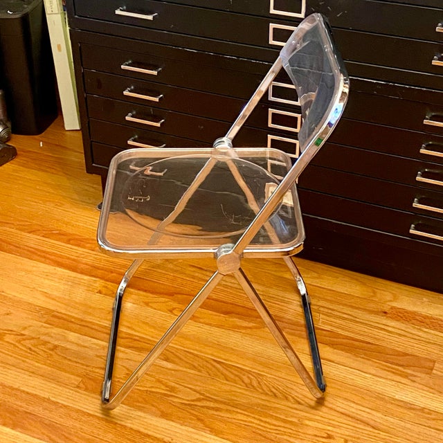 1960s Italian Plia Folding Chairs by Giancarlo Piretti for Anonima Castelli Italy Lucite Chrome - A Pair For Sale - Image 5 of 9