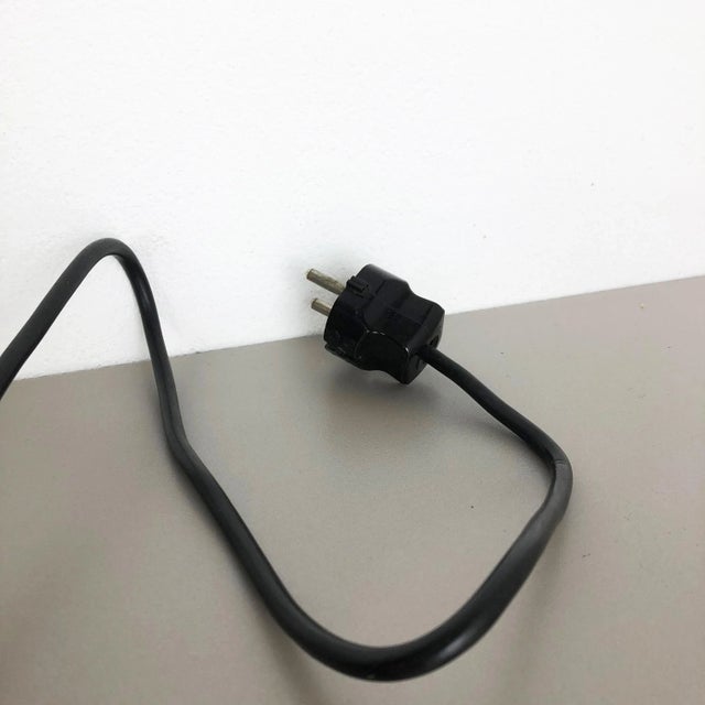 Minimalist Adjustable Metal Wall Light, 1960s For Sale - Image 15 of 18