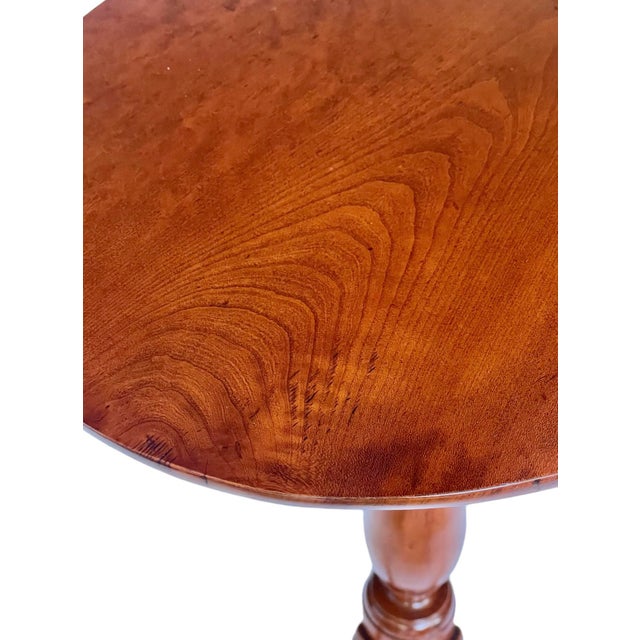 Late 18th Century Cherry American Hepplewhite Side Table For Sale - Image 4 of 11