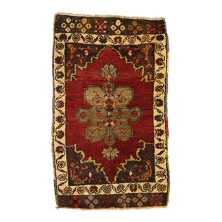Vintage Turkish Yastik Rug - 01'07 X 02'07 For Sale