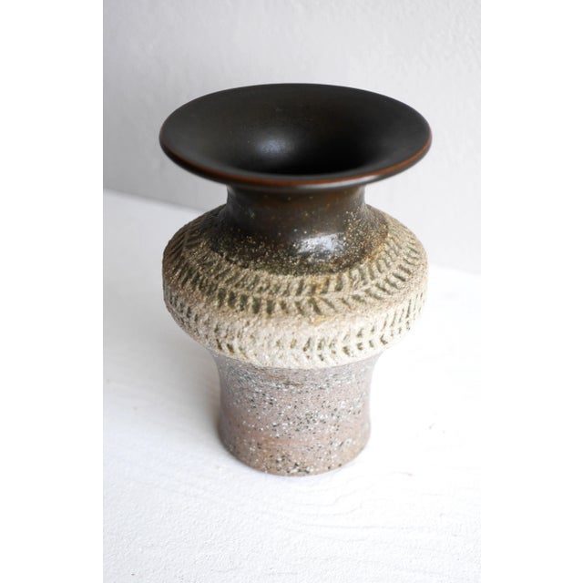 Mid-Century Modern Mid-Century Scandinavian Modern Brutalist Art Pottery Vase by Thomas Hellström for Nittsjö, Sweden For Sale - Image 3 of 11