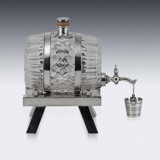 19th Century Victorian Silver Plated & Glass Spirit Barrel from Mappin & Webb, 1890s For Sale - Image 17 of 18