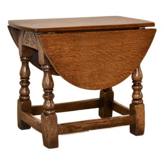 19th Century Small English Oak Drop Leaf Table For Sale