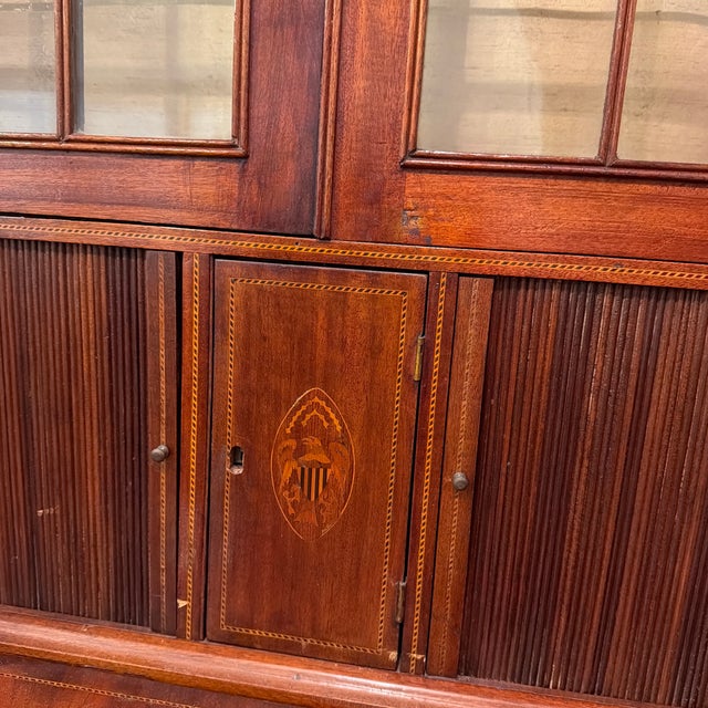 Hepplewhite 19th Century Massachusetts Federal Hepplewhite Secretary With Bookcase in Mahogany For Sale - Image 3 of 12