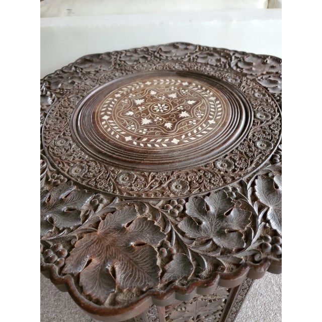 English 1930s Antique Carved Inlaid Leaf Side Table English Regency For Sale - Image 3 of 4