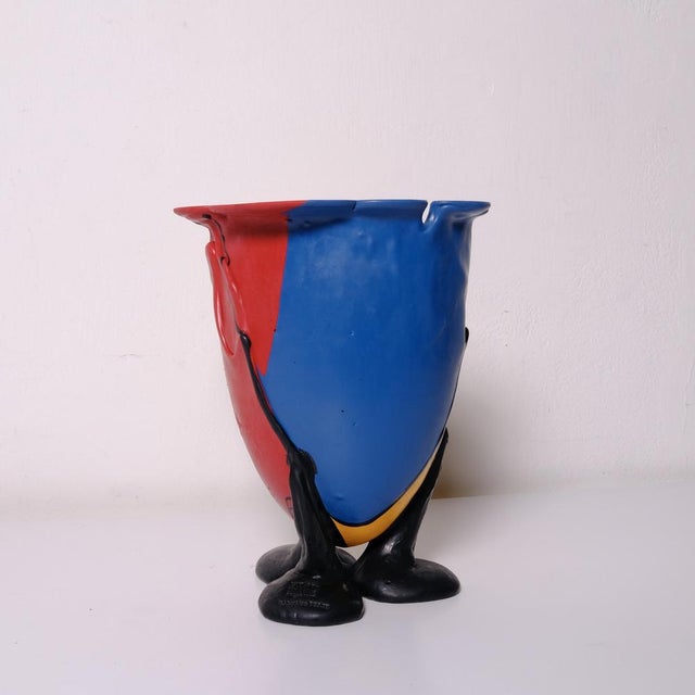 2000 - 2009 Amazonia Tripod Vase by Gaetano Pesce, 2008 For Sale - Image 5 of 18