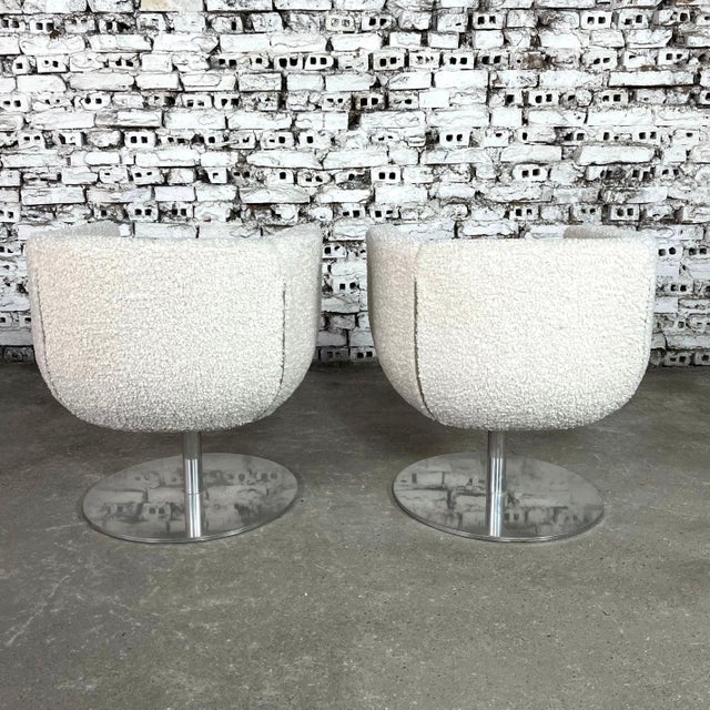 B&b Italia Tulip Chairs – A Pair For Sale In New York - Image 6 of 6