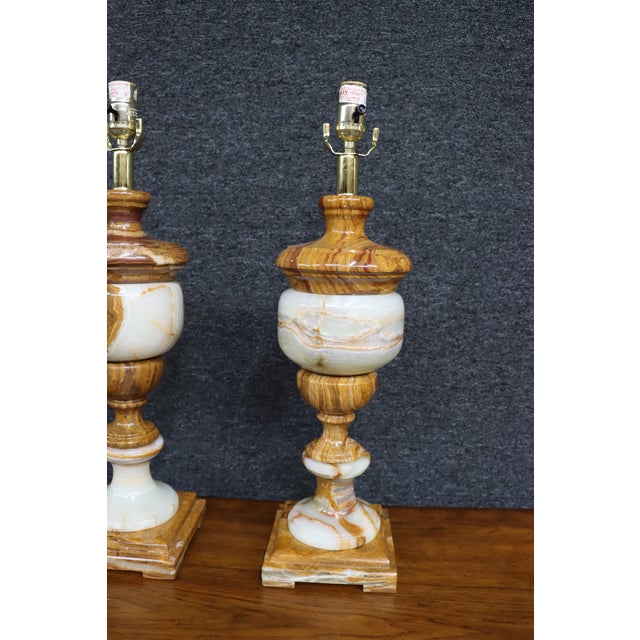 Pair of Italian Neoclassical Alabaster Table Lamps For Sale - Image 4 of 11