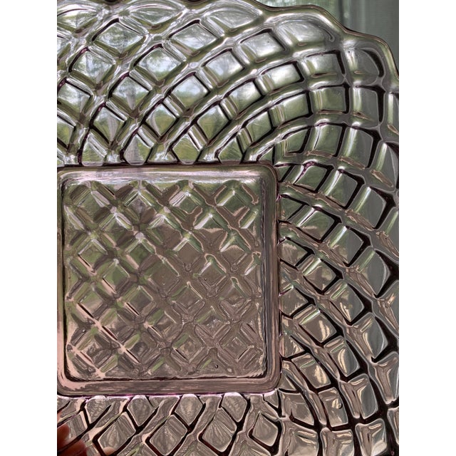 l.e. Smith Cake Stand Pastry Display and Plates Mint For Sale - Image 9 of 9