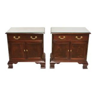 Bernhardt Centennial Collection Georgian Banded Mahogany Nightstands - a Pair - Vintage 1980s For Sale