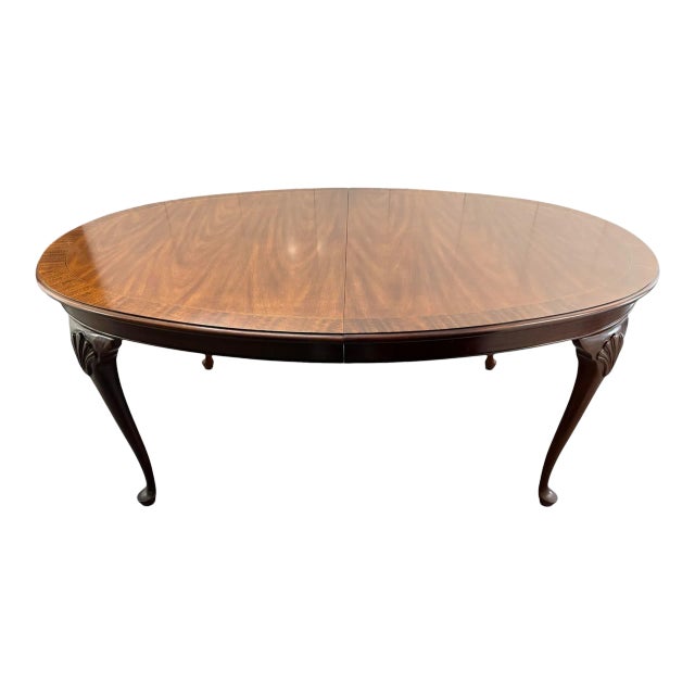 Late 20th Century Kindel Councill Banded Oval Dining Table With 2 Leaves For Sale