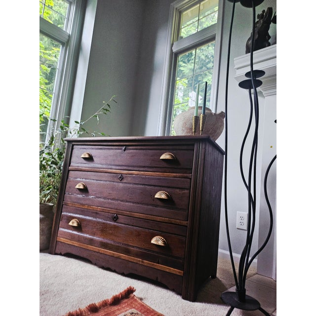 Antique piece dates back to the late 1870s to the 1890s. Featuring robust, solid White Oak, three well-constructed...