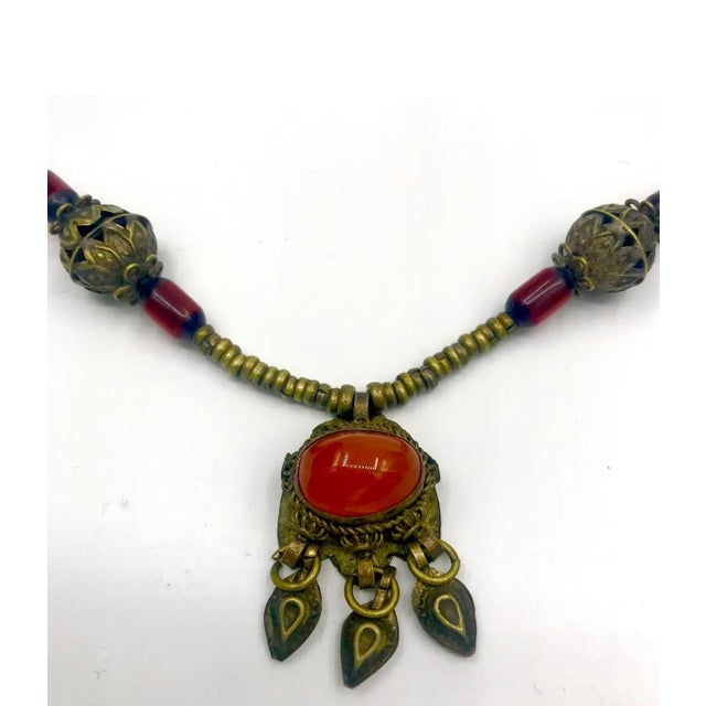 Tribal Vintage Tibetan-Style Carnelian Cabochon and Brass Link Necklace For Sale - Image 3 of 6