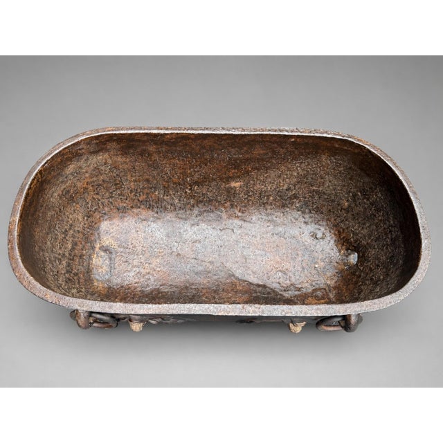 19th Century Chinese Cast Iron Bath Tub or Substantial Jardinière For Sale - Image 14 of 16