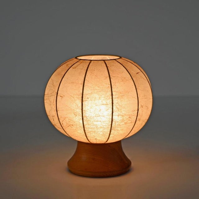 Mid-Century Cocoon Table Lamp with Wood Base by Achille Castiglioni for Flos, Italy, 1960s For Sale - Image 3 of 15