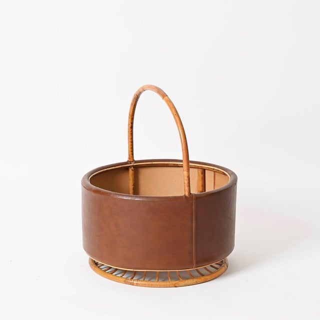 Mid-Century Italian Rattan and Leather Basket, 1970s For Sale - Image 9 of 15