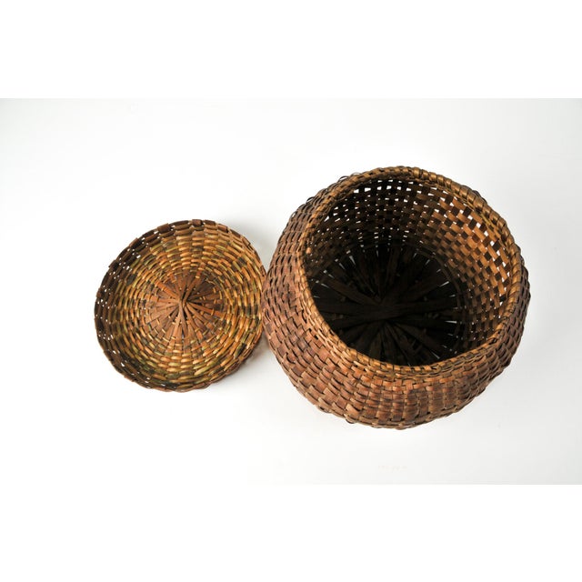 Native American Antique Lidded Splint Weave Basket For Sale - Image 3 of 10