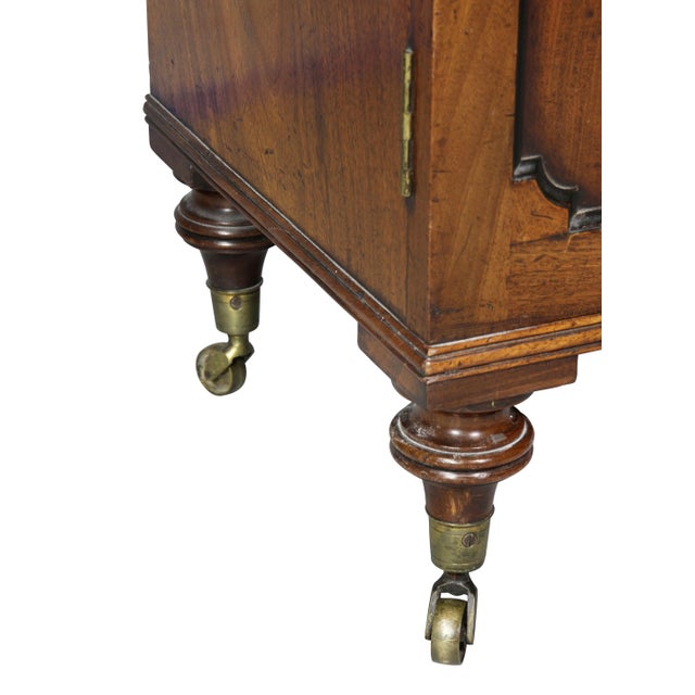 George III Mahogany Collectors Cabinet For Sale In Boston - Image 6 of 10