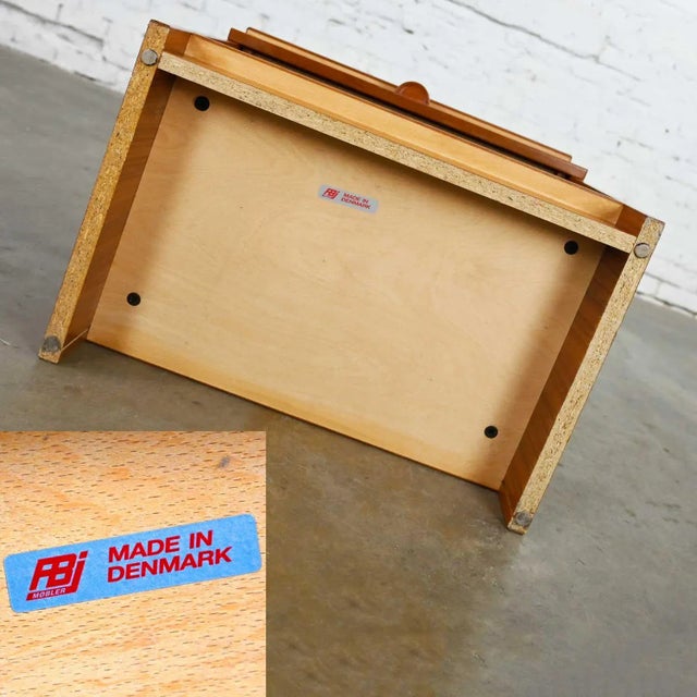 Late 20th Century Scandinavian Modern Teak Nightstand End Table Cabinet With Drawer by FBJ Mobler For Sale - Image 12 of 13